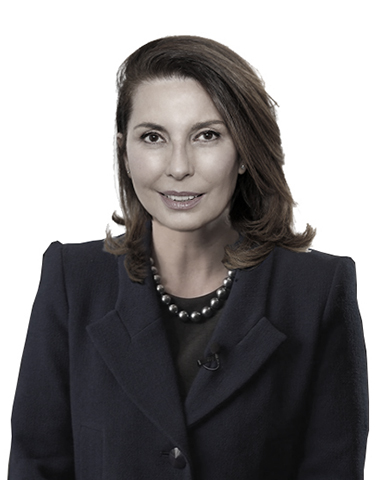 Dr. Eva Porras